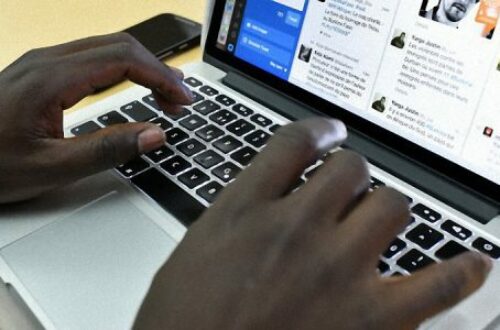 Article : Ce que les Camerounais(ses) font vraiment sur Facebook