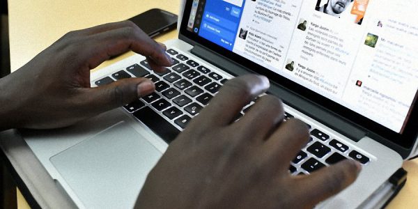 Article : Ce que les Camerounais(ses) font vraiment sur Facebook