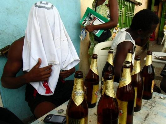 Article : Trop c’est trop : que les Camerounais arrêtent de boire!